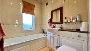 Photo 17- click for photo gallery